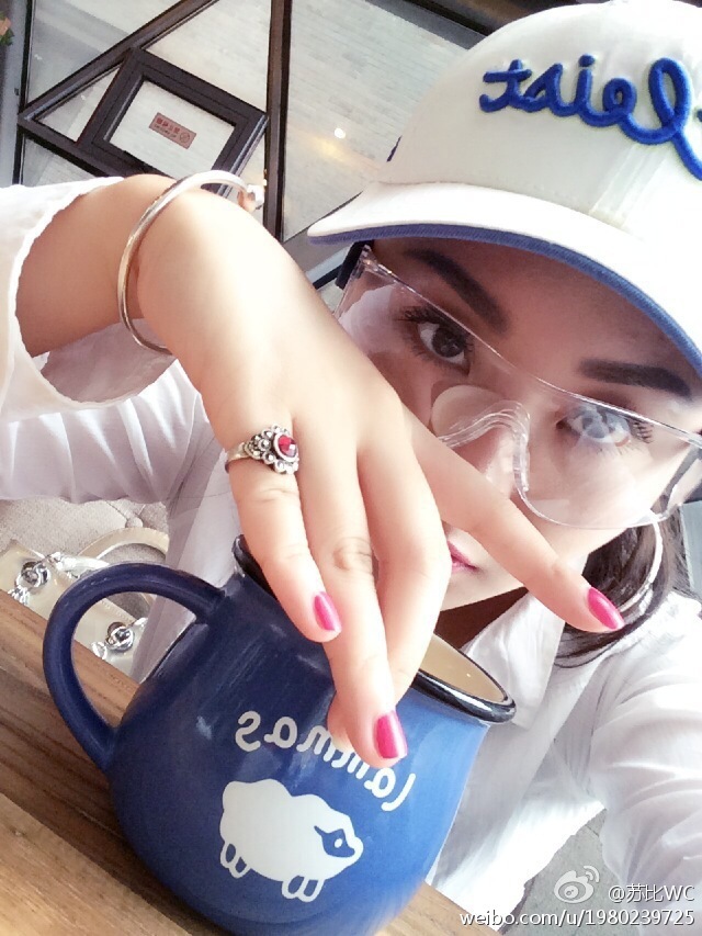 DDY第14期嫩模心系禪BB微博私照全收集